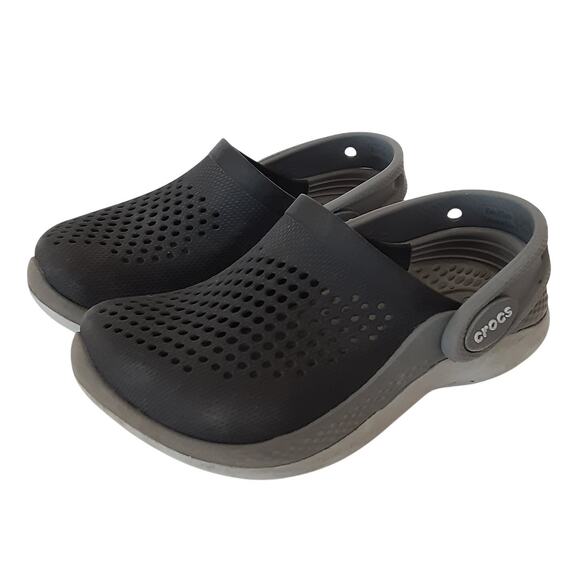 Crocs Literide 360 Clogs Kids 9 Black Slip On Water Shoes Comfort Summer Boys - Picture 2 of 10